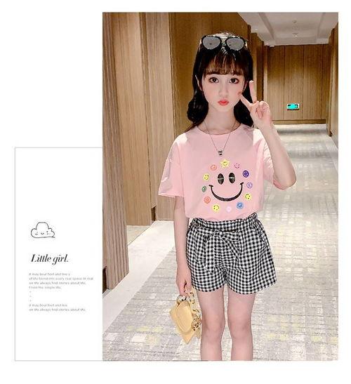 网红格格短袖套装,时尚潮流一夏必备