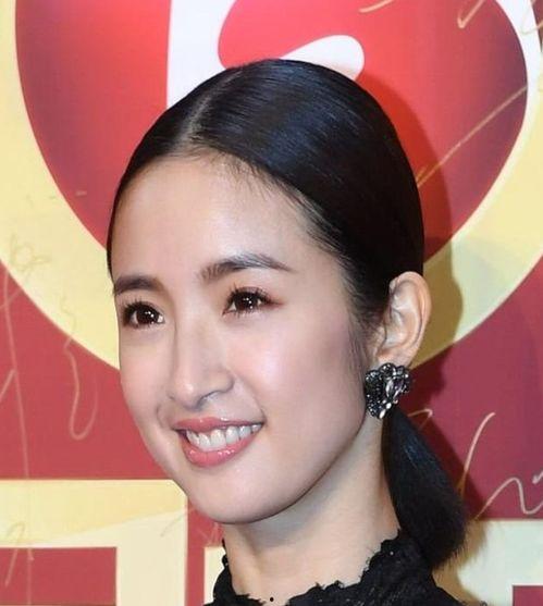 明星靠什么美白,揭秘他们肌肤亮白的奥秘